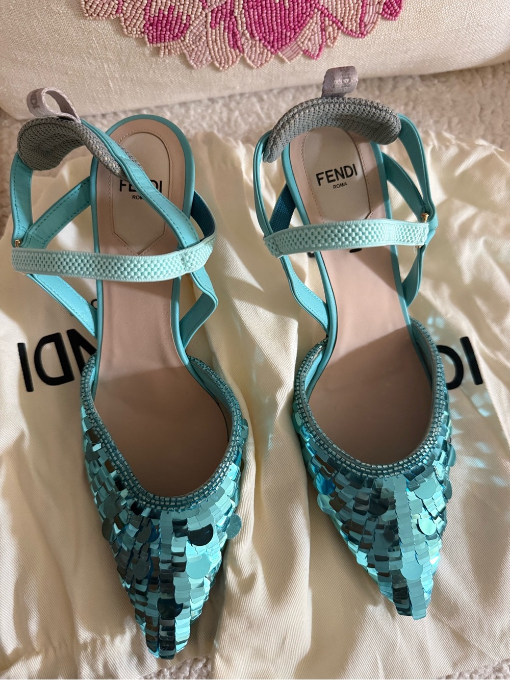 Fendi Organza Sequin Paillettes Colibri Lite 85mm Slingback Pumps 37 Tiffany Blu
